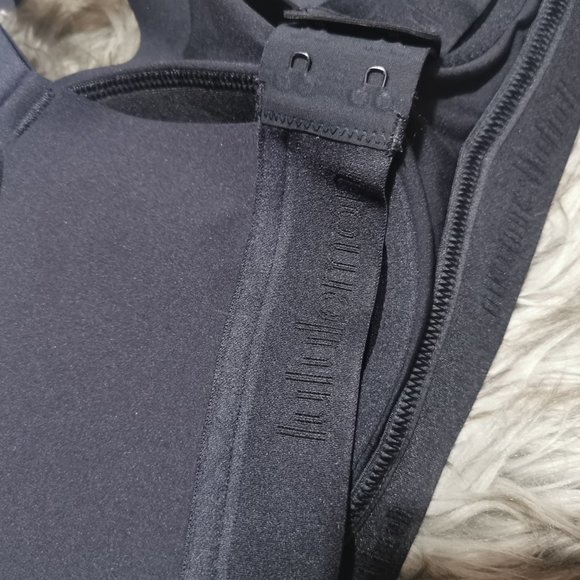 Lululemon Fine Form Bra Black SIze 32 DD - Picture 6 of 7